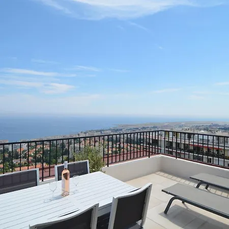Superbe Studio Avec Terrasse, Jaccuzi, Vue Mer Quartier Fabron à Apartment *